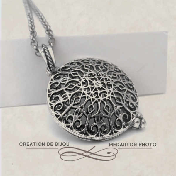 bijoux vintage, médaillon avec les secrets de perles du temps, cadeau de Noël, cadeau pour grand-mère, pendentif avec fermoir en argent, pendentif en forme de coeur